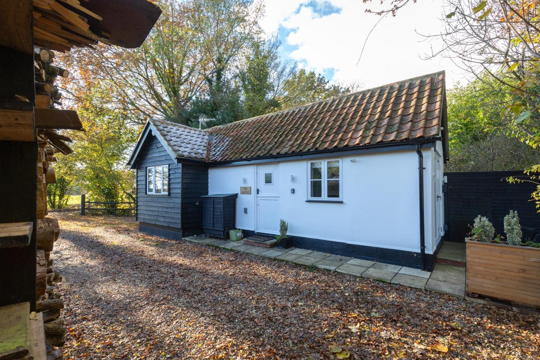 Holiday home The Lily Pad Suffolk *